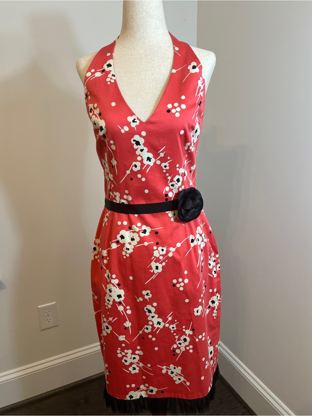 London Times Coral Floral Halter Dress with Fringe Hem & Flower Belt (Size 6)